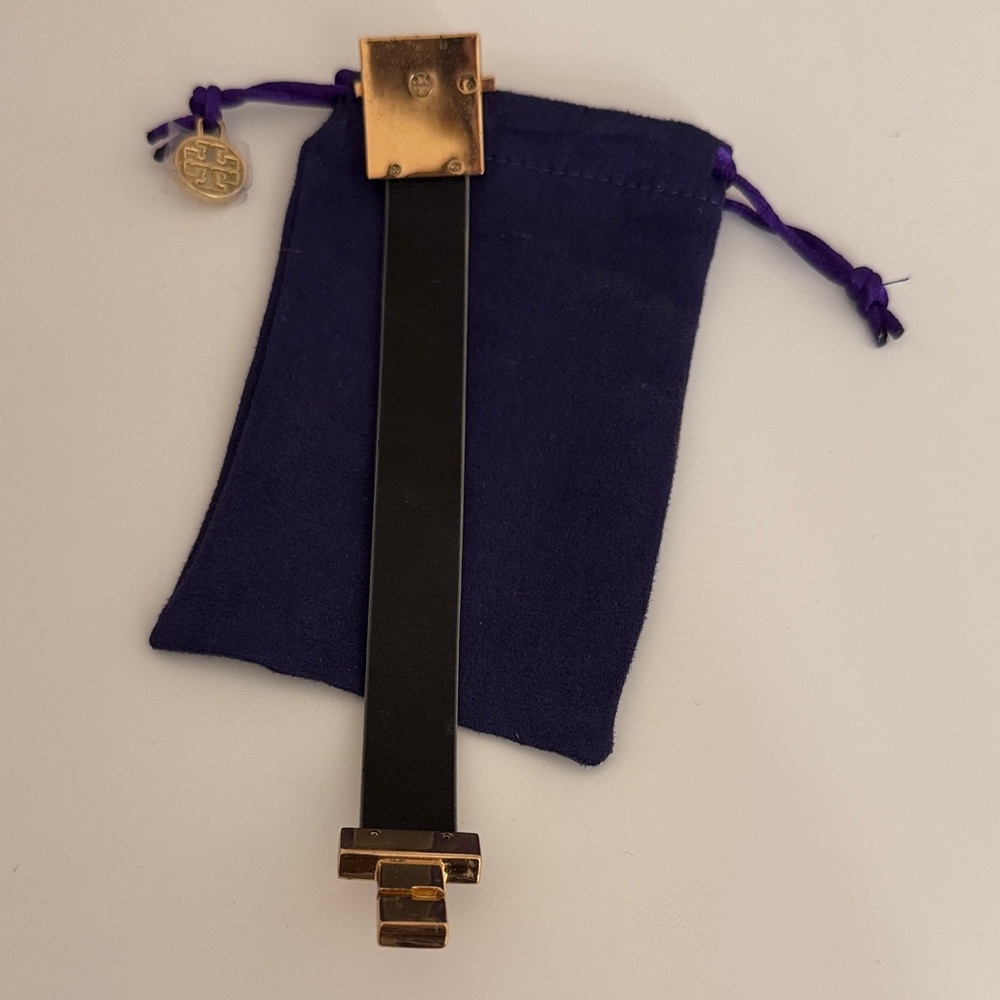 Tory Burch T Logo Tan Leather Bracelet with Gold Buckle - Picture 4 of 6
